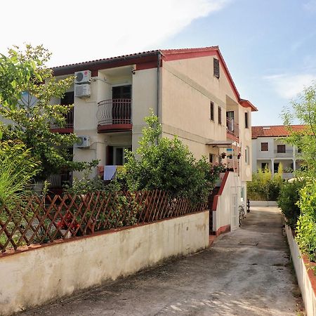 Apartments Amalia Rovinj Exteriör bild